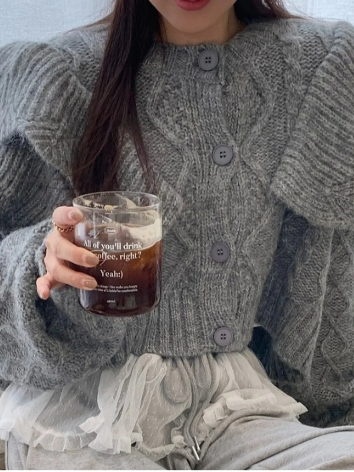 Heavy Knit Sweater Women's ort Design Sense Top Winter Vintage Ruffle Collar Lazy High-End Feeling Twist Knitted Coat
Heavy Knit Sweater Women's ort Design Sense Top Winter Vintage Ruffle Collar Lazy High-End Feeling Twist Knitted Coat
