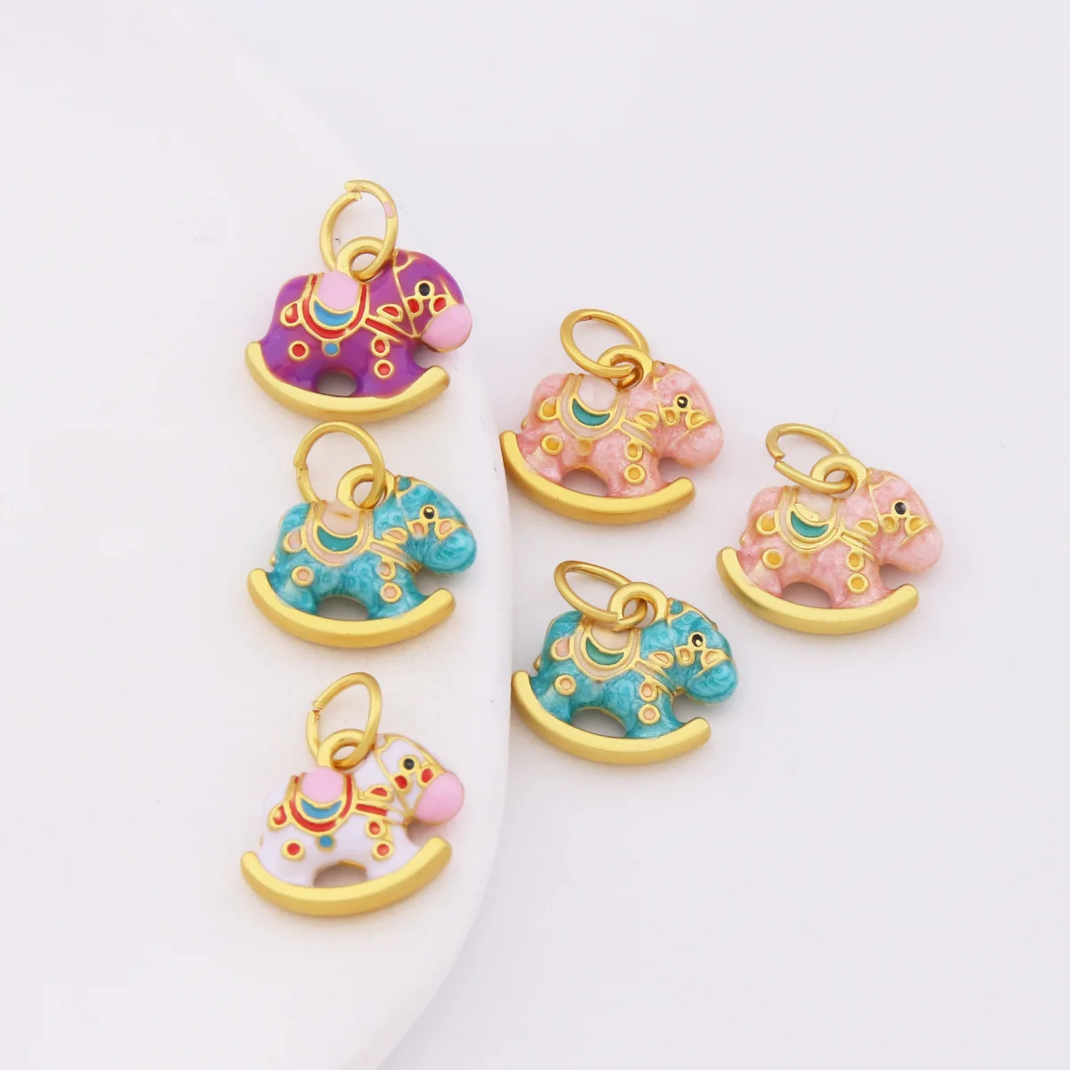 4Pcs Drop Oil Little Wooden Horse Rocking Horse Pendant DIY Chinese Style Jewelry Accessories Bracelet Necklace Charm
4Pcs Drop Oil Little Wooden Horse Rocking Horse Pendant DIY Chinese Style Jewelry Accessories Bracelet Necklace Charm