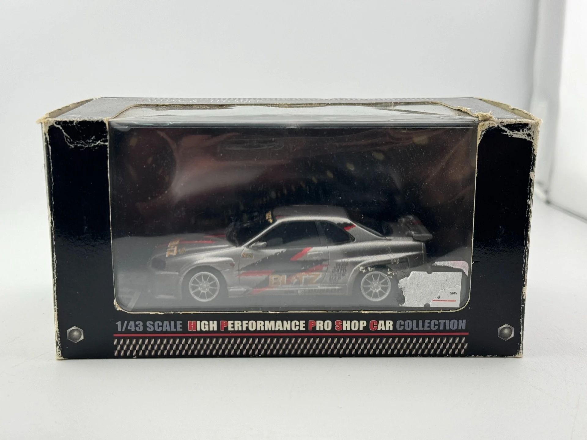 Box Old Diecast 1/43 Scale Exclusive Old Car Alloy Car Model
Box Old Diecast 1/43 Scale Exclusive Old Car Alloy Car Model