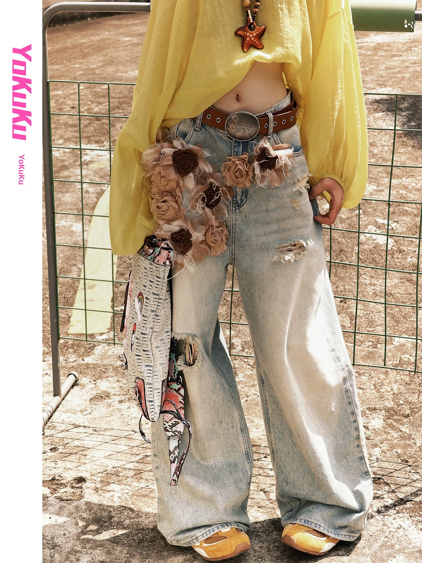 Cool Desert Rose Casual Wide Leg Jeans Women's 3D Low Waist Ripped Denim Pants Vintage Style Straight Cut Cotton Summer
Cool Desert Rose Casual Wide Leg Jeans Women's 3D Low Waist Ripped Denim Pants Vintage Style Straight Cut Cotton Summer