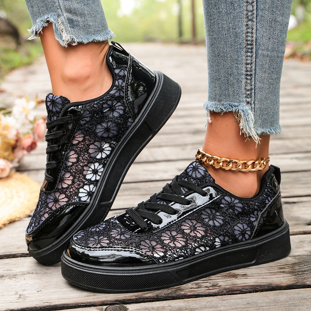 Women 2026 New Summer Hollow Sneakers Flower Design Mesh Casual Sneakers Women Comfy Breathable Sports Shoes Zapatos De Mujer
Women 2026 New Summer Hollow Sneakers Flower Design Mesh Casual Sneakers Women Comfy Breathable Sports Shoes Zapatos De Mujer