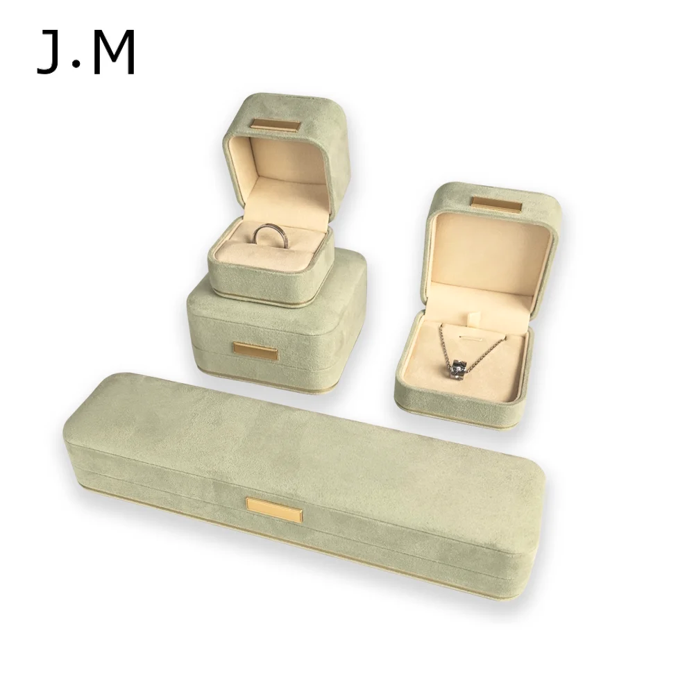 20Pcs/lot Mint Green Round Corner Gold Buckle Silk/Velvet High Jewelry Box Ring Bracelet Bangle Pendant Anniversary Jewelry Box
20Pcs/lot Mint Green Round Corner Gold Buckle Silk/Velvet High Jewelry Box Ring Bracelet Bangle Pendant Anniversary Jewelry Box