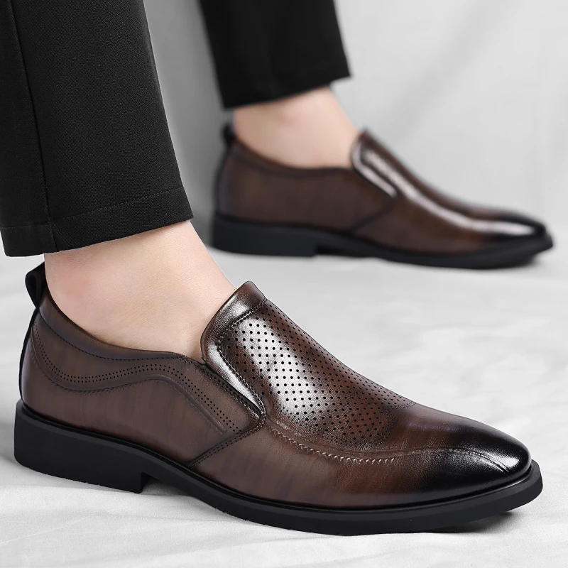 Four Seasons Men's Leather Shoes Classic minimalist luxury style Outdoor leisure street Daily office work Quality New shoes
Four Seasons Men's Leather Shoes Classic minimalist luxury style Outdoor leisure street Daily office work Quality New shoes