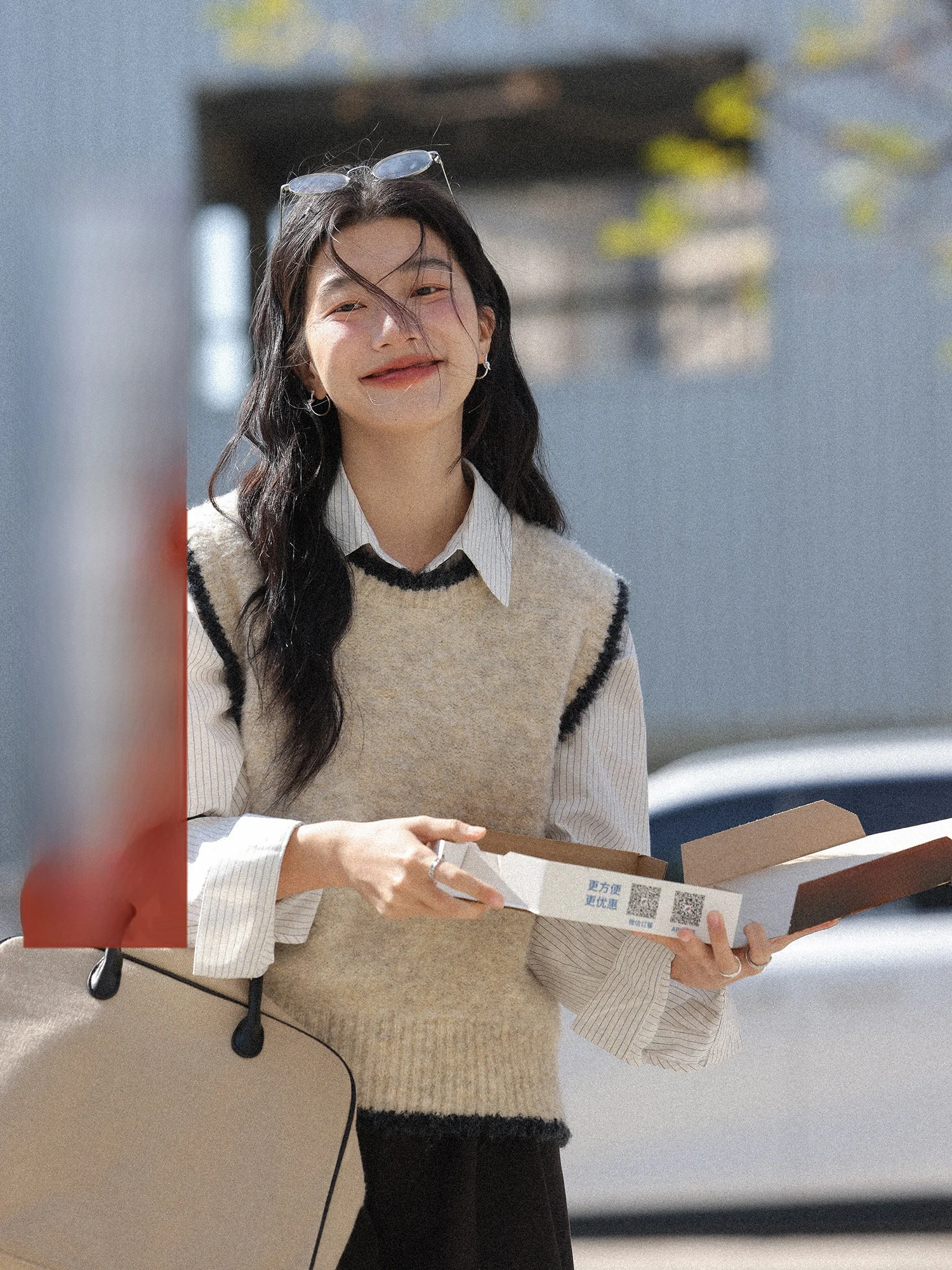 Color Blo Plu Knitted Vest Women's Spring 2026 New Korean Sle Layered Wear Top Faionable round Ne Loose Fit
Color Blo Plu Knitted Vest Women's Spring 2026 New Korean Sle Layered Wear Top Faionable round Ne Loose Fit