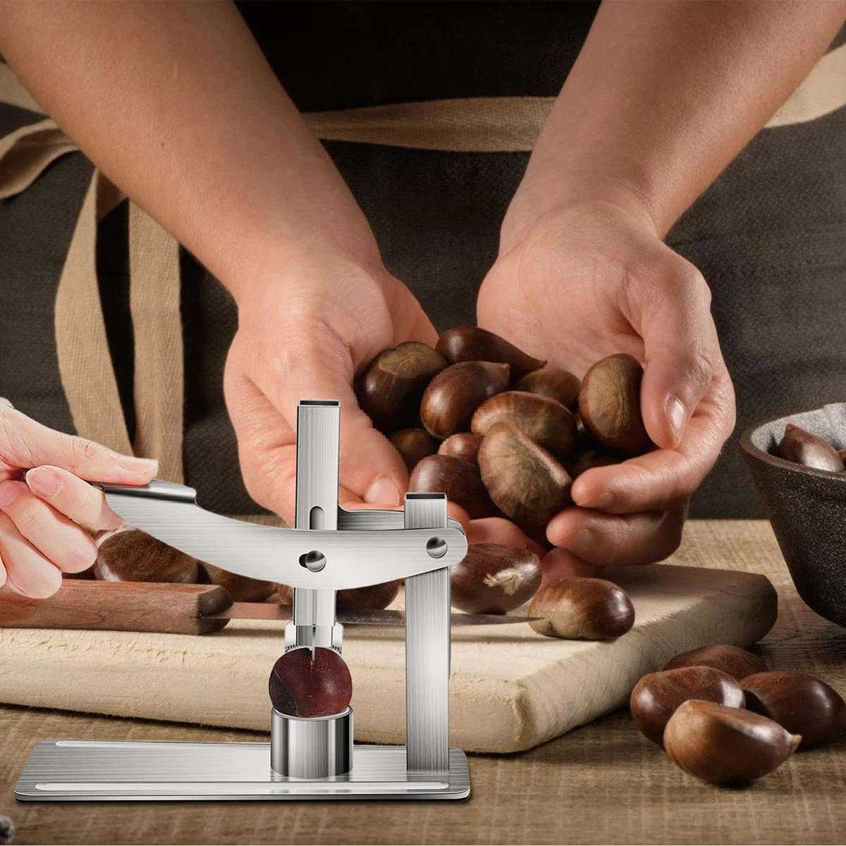 Stainless Steel Chestnut Clip Mouth Opener Press Chestnut Clip Creative Chestnut Opening Artifact Nut Kitchen Practical Tool
Stainless Steel Chestnut Clip Mouth Opener Press Chestnut Clip Creative Chestnut Opening Artifact Nut Kitchen Practical Tool