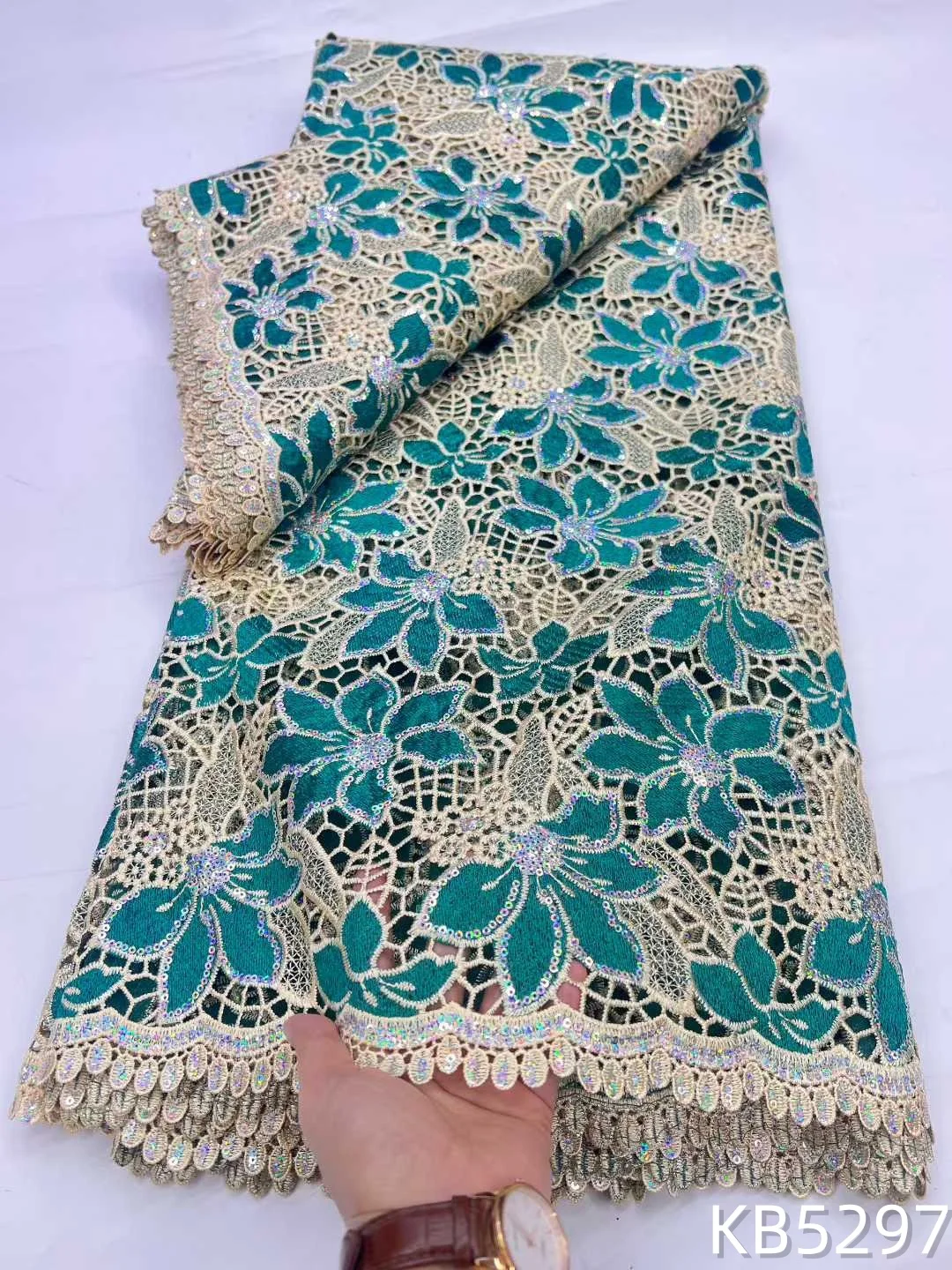 Green African Guipure Cord Lace Fabric 2026 High-Quality Nigerian Tulle Sequin Lace Fabric Cord Fabric For Wedding Party Dresses
Green African Guipure Cord Lace Fabric 2026 High-Quality Nigerian Tulle Sequin Lace Fabric Cord Fabric For Wedding Party Dresses