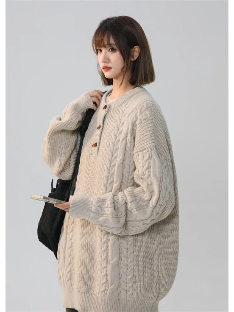 Button Design Knitted Sweater Men's Autumn Winter Neutral Lazy Sle round Ne Base irt High-End Feeling Tead irt
Button Design Knitted Sweater Men's Autumn Winter Neutral Lazy Sle round Ne Base irt High-End Feeling Tead irt