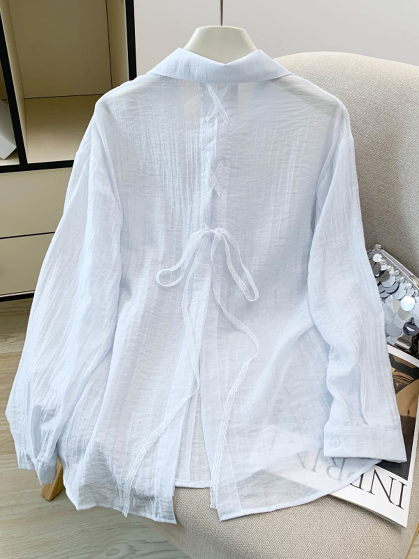 Summer Lightweight Long Sleeve Women's Shirt Lace Design Breathable Air Conditioning Outerwear Casual Neck Open Cardigan
Summer Lightweight Long Sleeve Women's Shirt Lace Design Breathable Air Conditioning Outerwear Casual Neck Open Cardigan