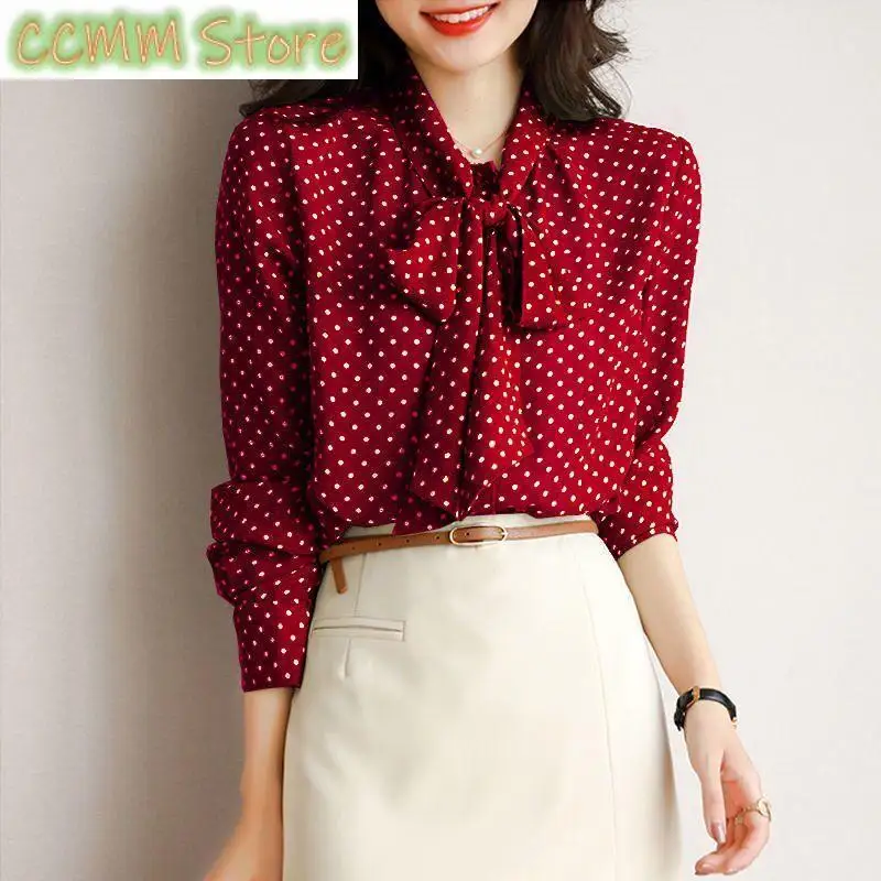 Elegant V-Neck Lace Up Bow Printed Polka Dot Long Sleeve Chiffon Blouses Autumn New Casual Tops Loose Commute Women's Shirt
Elegant V-Neck Lace Up Bow Printed Polka Dot Long Sleeve Chiffon Blouses Autumn New Casual Tops Loose Commute Women's Shirt