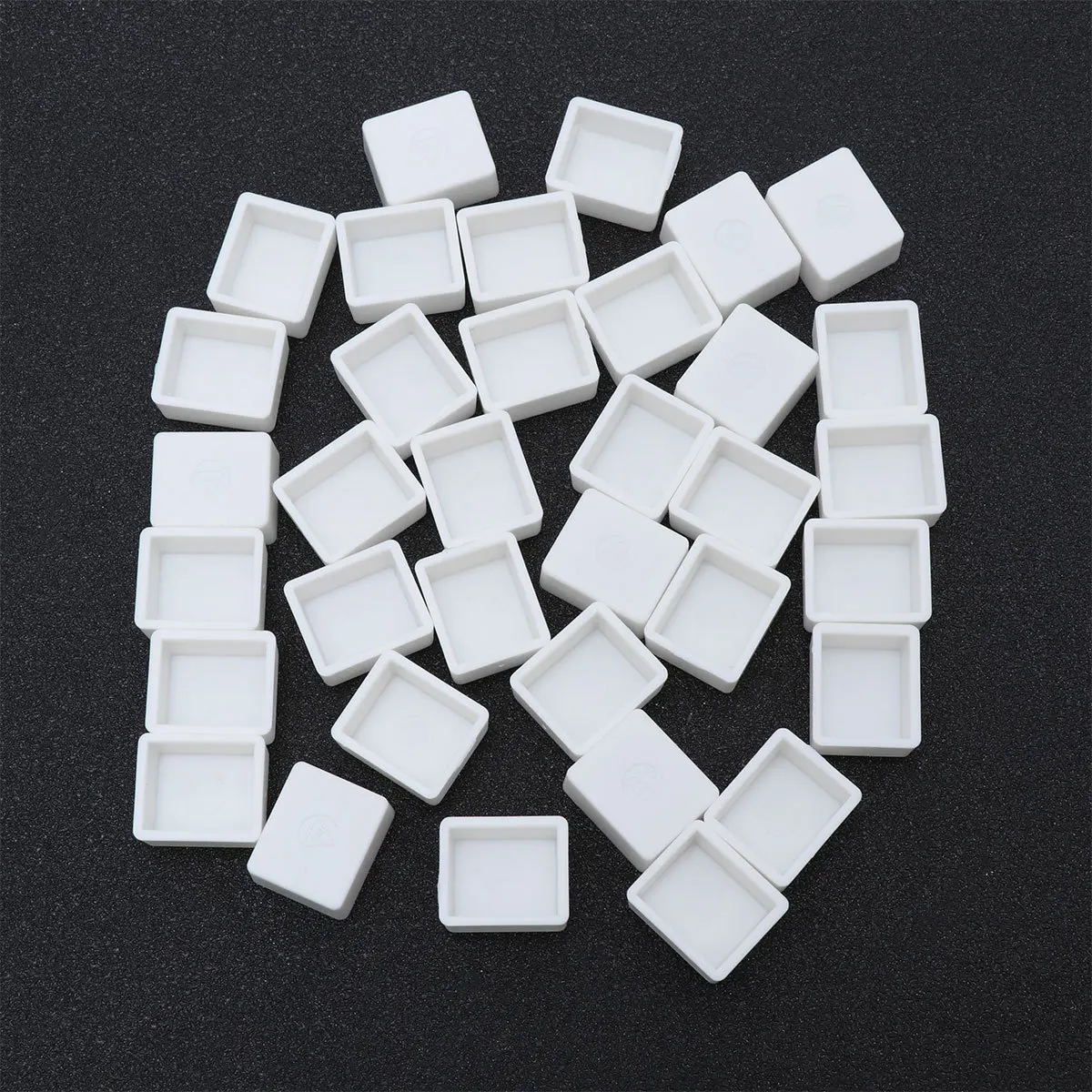 Watercolor Paint Empty Half Durable Easy Clean Portable For Solid Paints Repacking Homemade Sketching Pans Sets Watercolor 
Watercolor Paint Empty Half Durable Easy Clean Portable For Solid Paints Repacking Homemade Sketching Pans Sets Watercolor