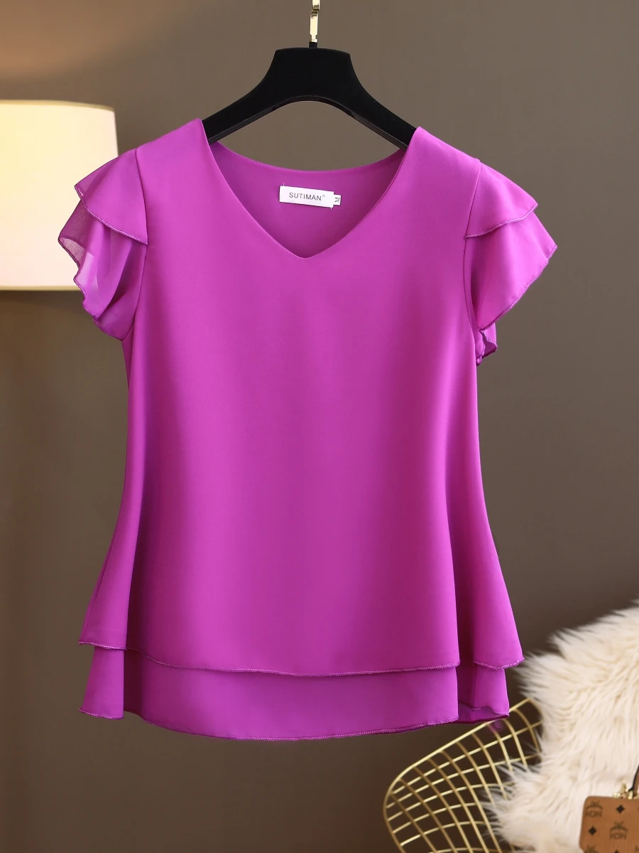 Новый летний женский шифоновый топ свободного кроя с V-образным вырезом, больших размеров, скрывающий живот, модный базовый топ
Новый летний женский шифоновый топ свободного кроя с V-образным вырезом, больших размеров, скрывающий живот, модный базовый топ