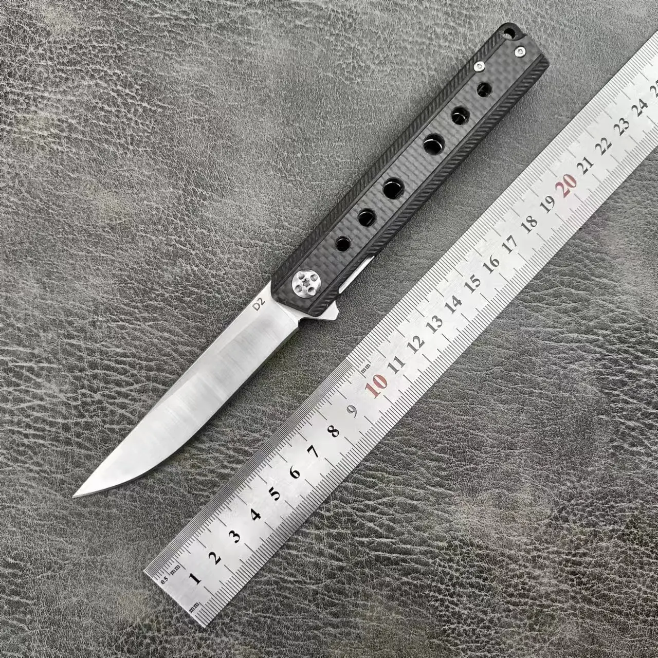 ZK30 High Quality D2 Blade Rosewood Handle Folding Pocket Knife Tactical Hunting Camping Survival EDC Outdoor Rescue Tool Knife
ZK30 High Quality D2 Blade Rosewood Handle Folding Pocket Knife Tactical Hunting Camping Survival EDC Outdoor Rescue Tool Knife