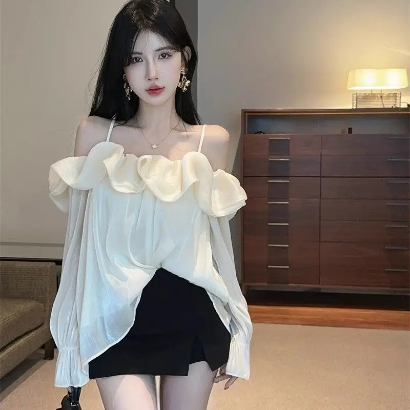 Off Shoulder Shirts & Blouses for Women Frill Aesthetic Casual Youth Clothing Sales Y2k Fashion Elegant Social Ruffle Woman Top
Off Shoulder Shirts & Blouses for Women Frill Aesthetic Casual Youth Clothing Sales Y2k Fashion Elegant Social Ruffle Woman Top