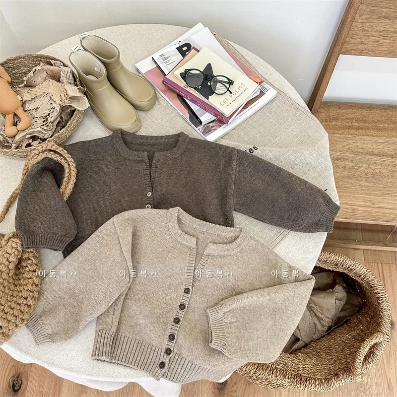 2025 Autumn New Children Long Sleeve Sweater Coat Kids Knitwear Boys Girls Solid Knit Cardigan Baby Cotton Knitted Jacket
2025 Autumn New Children Long Sleeve Sweater Coat Kids Knitwear Boys Girls Solid Knit Cardigan Baby Cotton Knitted Jacket