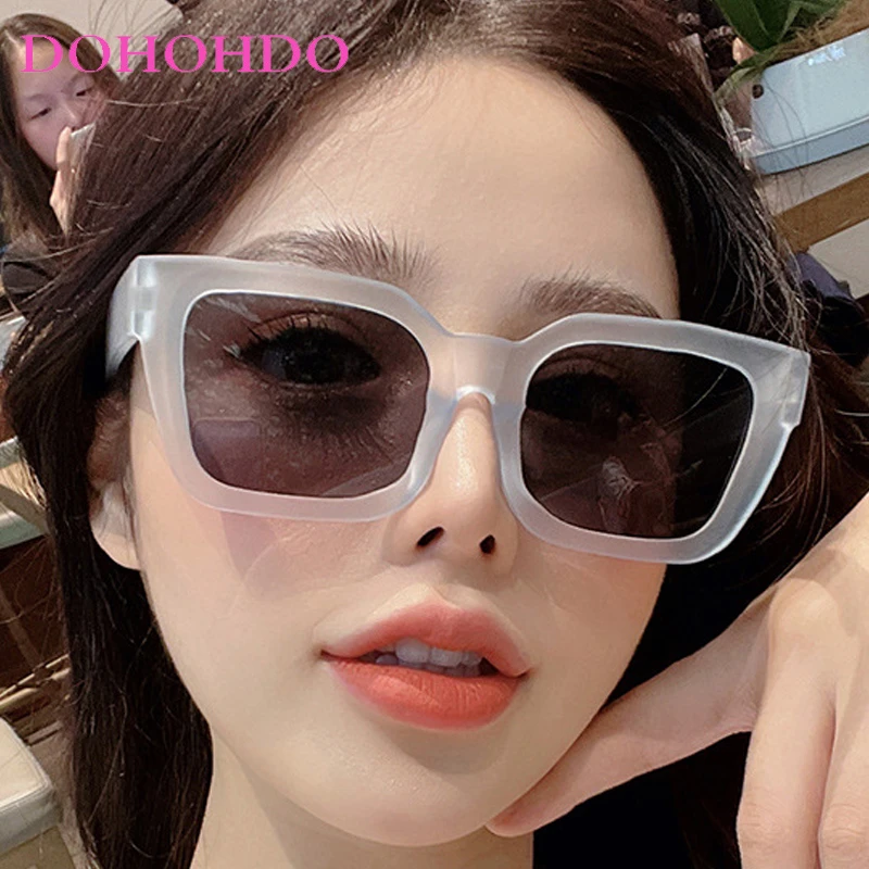 Luxury Design Square Women's Sunglasses Vintage Large Frame Candy Colors Men Sunglass Outdoor Travel Shades Ladies Lentes UV400
Luxury Design Square Women's Sunglasses Vintage Large Frame Candy Colors Men Sunglass Outdoor Travel Shades Ladies Lentes UV400