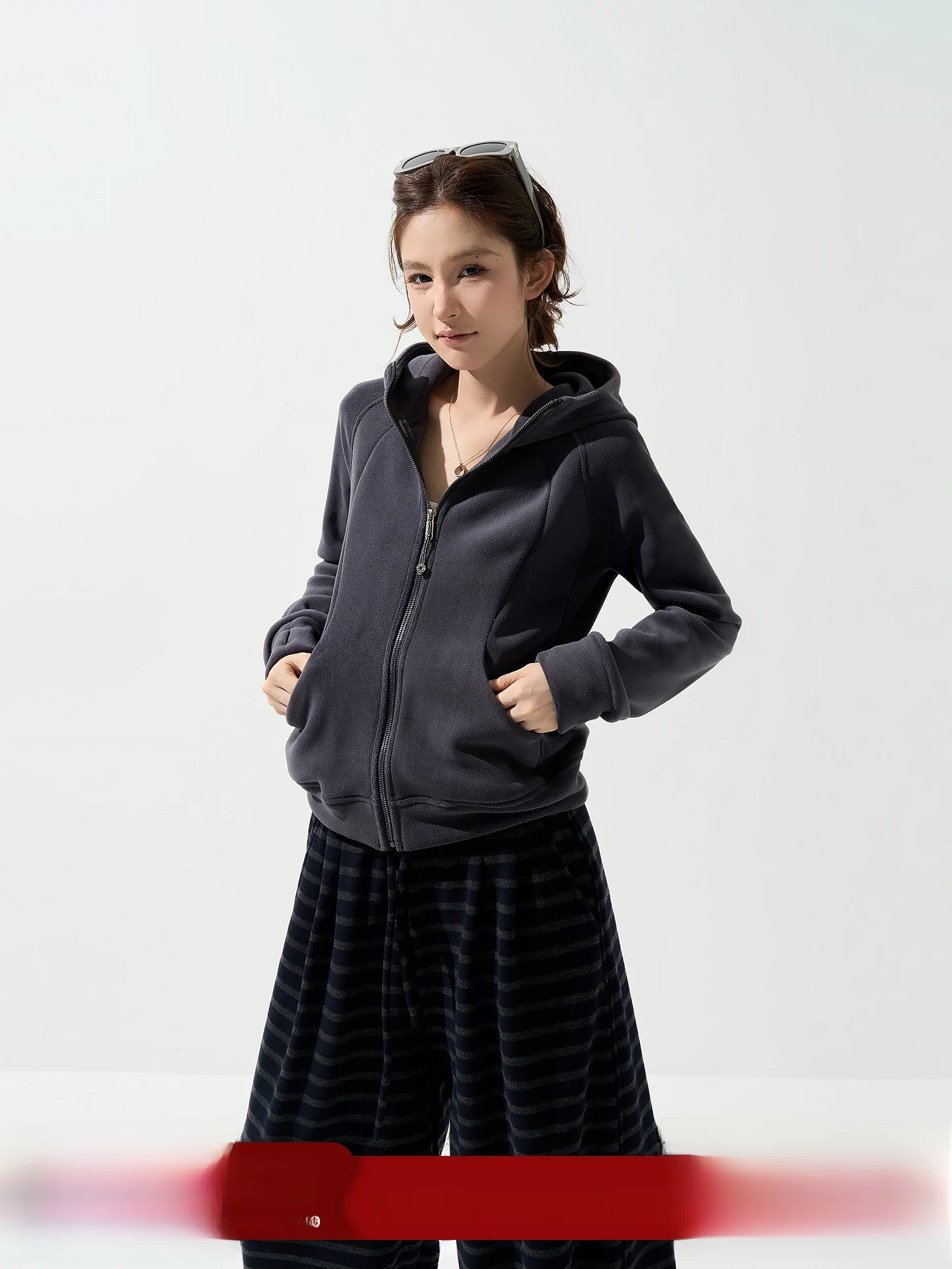 Женская толстовка Wutong Long Sve с капюшоном, осенне-зимняя, в корейском стиле, приталенная, на молнии, с флисовой подкладкой
Женская толстовка Wutong Long Sve с капюшоном, осенне-зимняя, в корейском стиле, приталенная, на молнии, с флисовой подкладкой