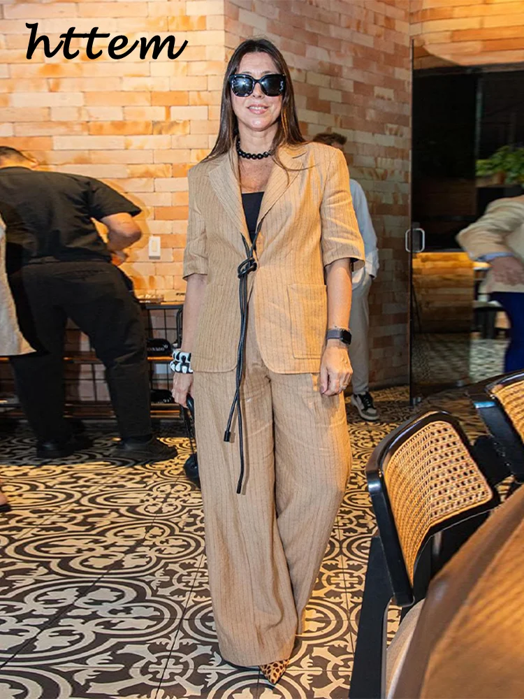 Casual Striped One Button Suit Trousers Sets Women Loose Lapel Half Sleeve Blazer Wide Leg Pant 2025 Summer Lady High Street Set
Casual Striped One Button Suit Trousers Sets Women Loose Lapel Half Sleeve Blazer Wide Leg Pant 2025 Summer Lady High Street Set