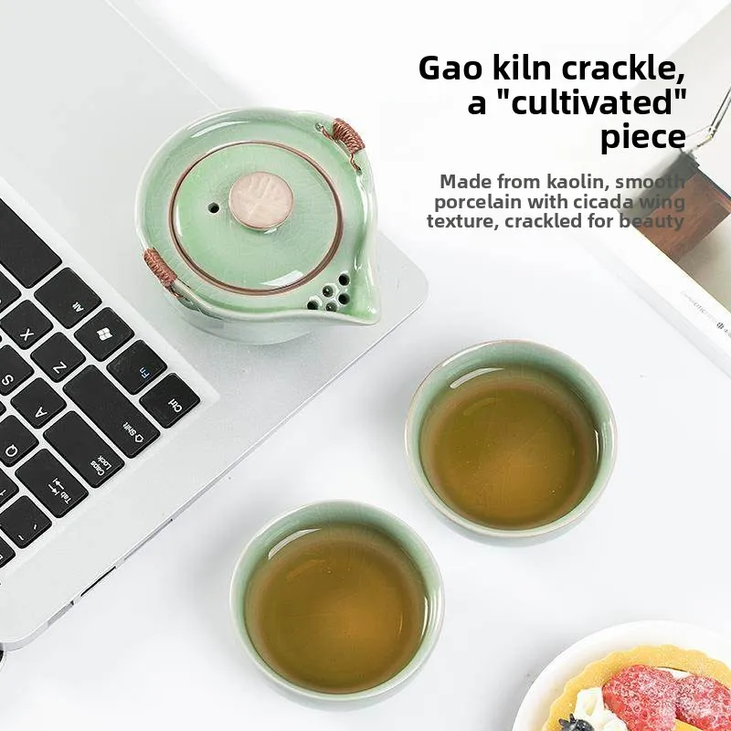 Портативный дорожный чайный сервиз для одного человека, простой чайник и набор чашек Gongfu, набор для заваривания чая Yu Kiln Cerc для деловых поездок
Портативный дорожный чайный сервиз для одного человека, простой чайник и набор чашек Gongfu, набор для заваривания чая Yu Kiln Cerc для деловых поездок