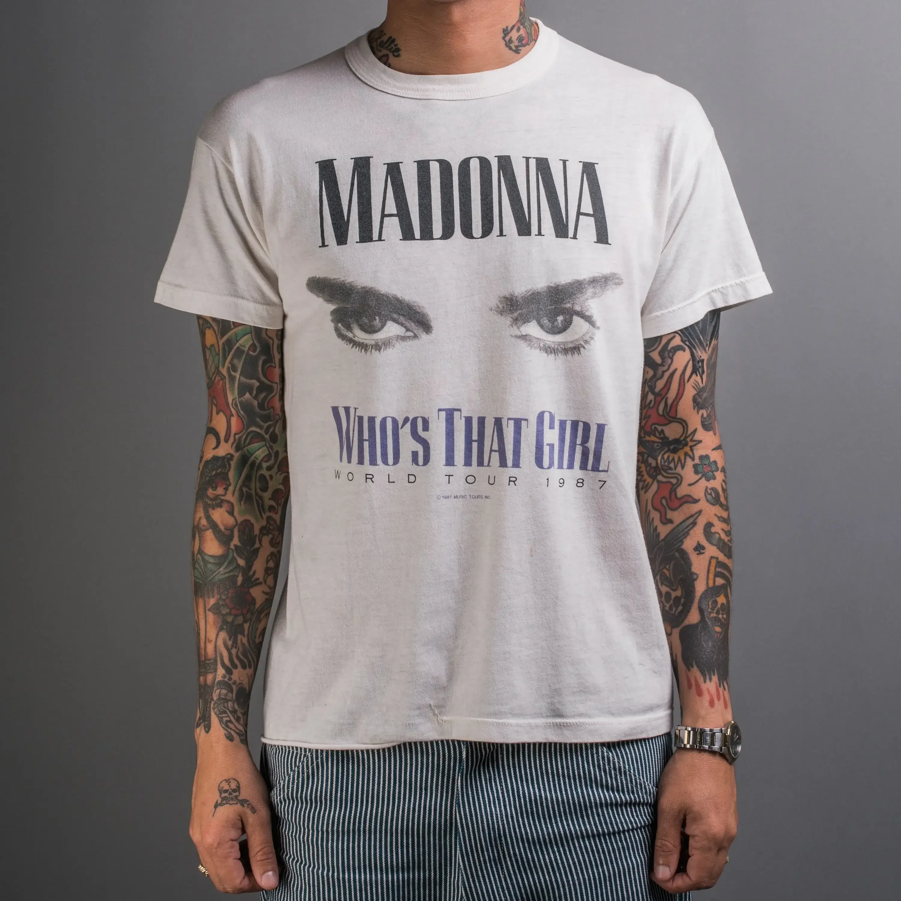 Vintage 1987 Madonna Whos That Girl Tour T-Shirt 2024 High quality Brand T shirt Casual Printed 100% Cotton
Vintage 1987 Madonna Whos That Girl Tour T-Shirt 2024 High quality Brand T shirt Casual Printed 100% Cotton