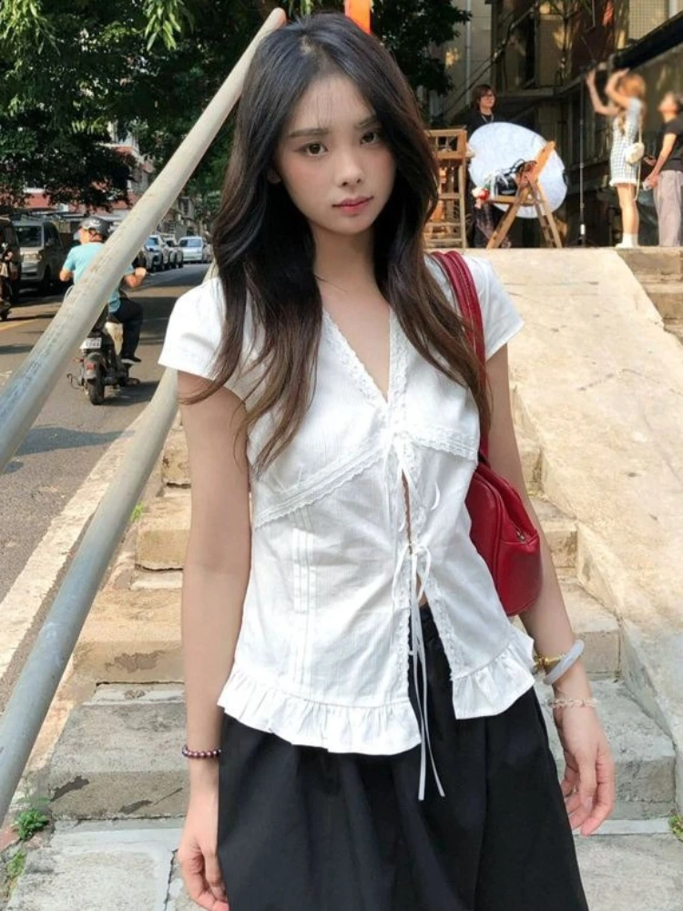 Y2k Aesthetic Lace Patchwork Vintage Blouse Summer Streetwear Slim Fit Bandage Blusas 2026 Harajuku Sweet Ruffled Grunge Shirt
Y2k Aesthetic Lace Patchwork Vintage Blouse Summer Streetwear Slim Fit Bandage Blusas 2026 Harajuku Sweet Ruffled Grunge Shirt