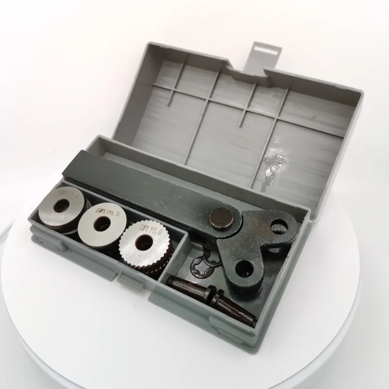 7pcs 0.5mm 1mm 2mm Multiple Tooth Pitch Double Wheel Knurled Knife Tool Set
7pcs 0.5mm 1mm 2mm Multiple Tooth Pitch Double Wheel Knurled Knife Tool Set