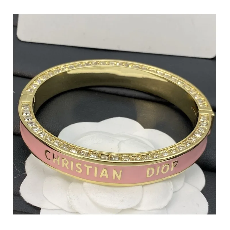 New Seiko Epoxy Enamel Letter Bracelet Women's High Sense Light Luxury Diamond Bracelet Batch
New Seiko Epoxy Enamel Letter Bracelet Women's High Sense Light Luxury Diamond Bracelet Batch