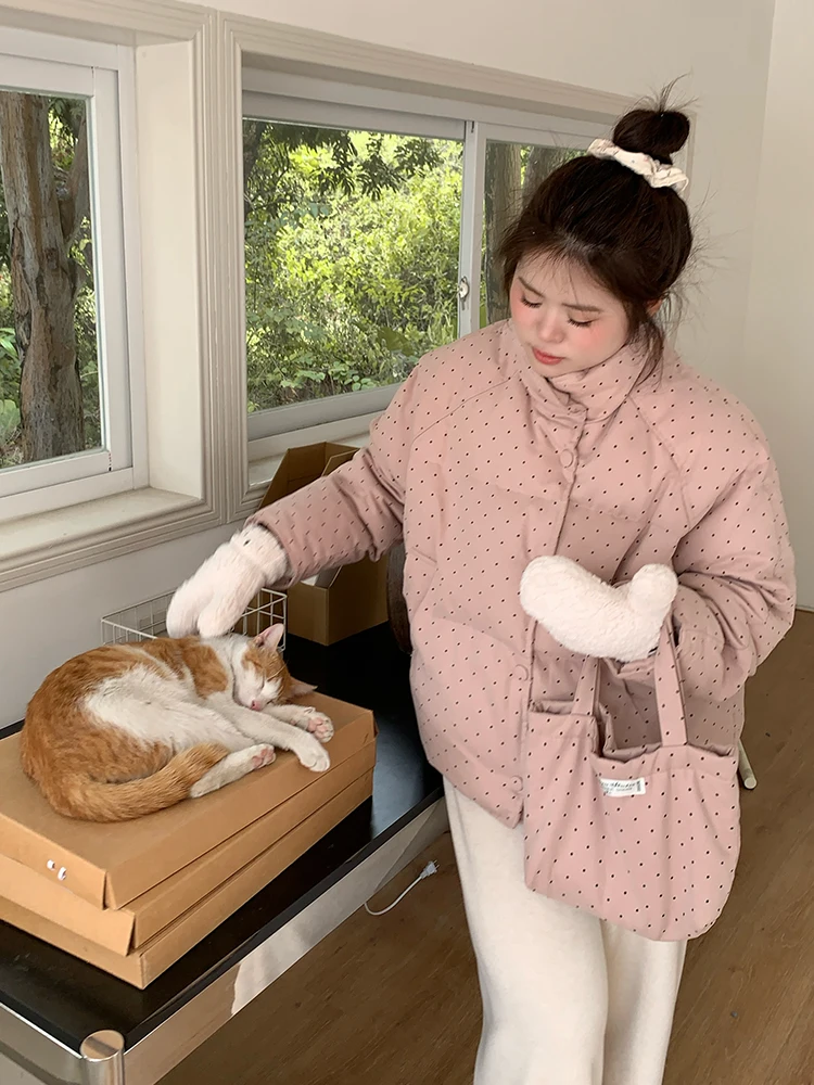 Зимнее пуховое пальто больших размеров в горошек с воротником-стойкой, утепленное, для повседневной носки, белое
Зимнее пуховое пальто больших размеров в горошек с воротником-стойкой, утепленное, для повседневной носки, белое