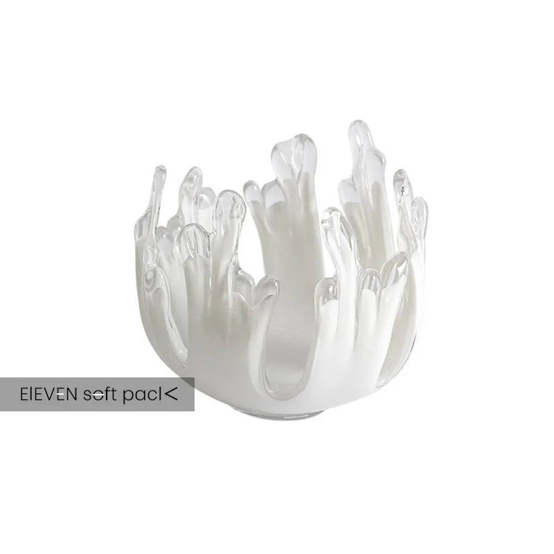 French medieval glazed art candlestick ornament niche hollow claw modeling special-shaped creative home soft decoration jewelry
French medieval glazed art candlestick ornament niche hollow claw modeling special-shaped creative home soft decoration jewelry
