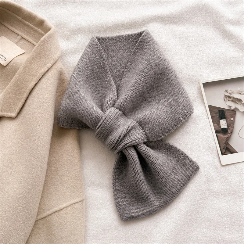 Корейский зимний шарф из искусственного кашемира, женский шарф, мягкие плюшевые шарфы, однотонные шарфы с шейным воротником для мальчиков и девочек, теплые вещи, подарок
Корейский зимний шарф из искусственного кашемира, женский шарф, мягкие плюшевые шарфы, однотонные шарфы с шейным воротником для мальчиков и девочек, теплые вещи, подарок