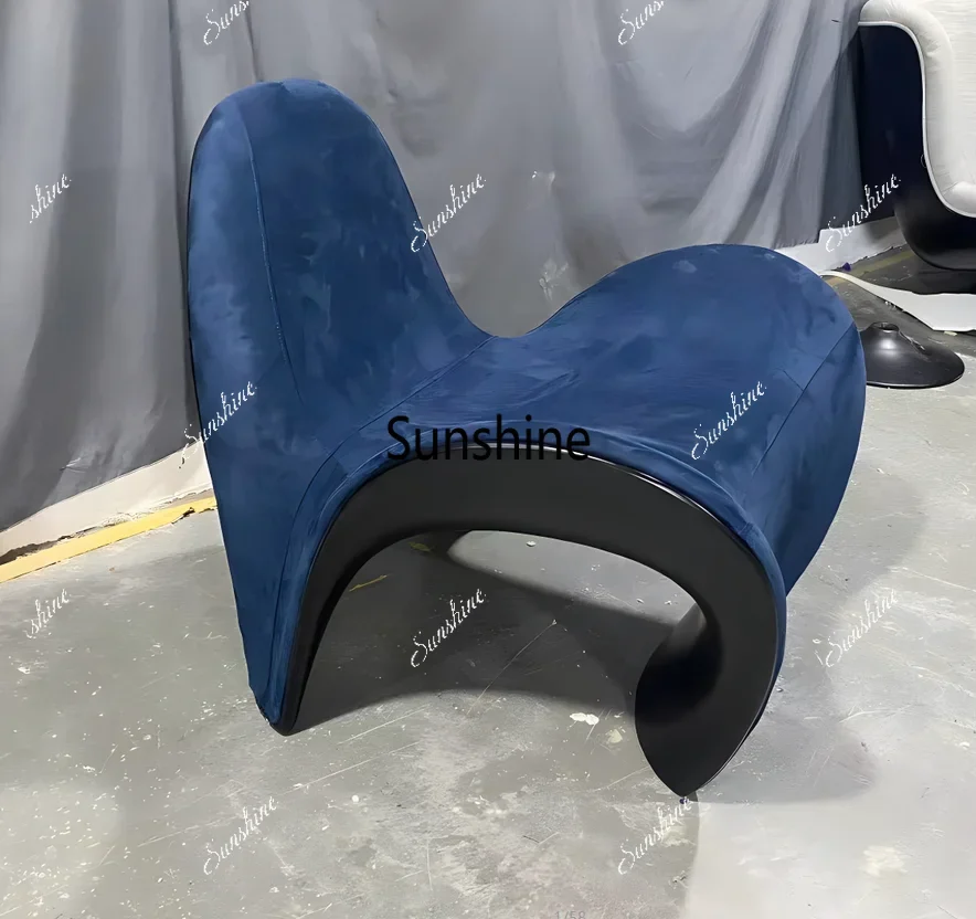 Nordic Creative Model Room Sales Office Reception Leisure Chair
Nordic Creative Model Room Sales Office Reception Leisure Chair