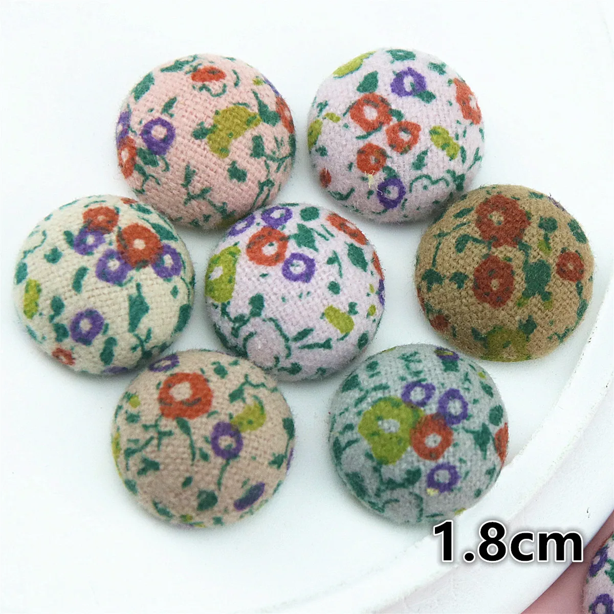 30pcs colorful floral vintage Fabric Covered round flat back Button for Home Garden decorate Crafts Cabochon Scrapbooking 18mm
30pcs colorful floral vintage Fabric Covered round flat back Button for Home Garden decorate Crafts Cabochon Scrapbooking 18mm