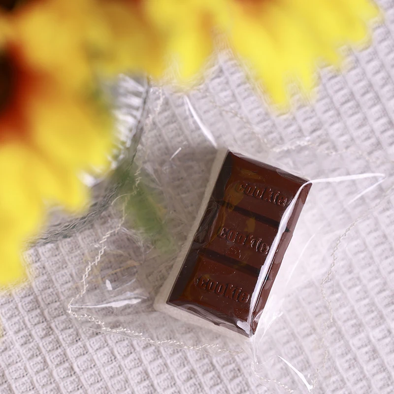 ZOCO Chocolate Pinch Music Slow Rebound Silicone Stress Relieving Tool Office Learning Soothing Anxiety Creative Gift
ZOCO Chocolate Pinch Music Slow Rebound Silicone Stress Relieving Tool Office Learning Soothing Anxiety Creative Gift