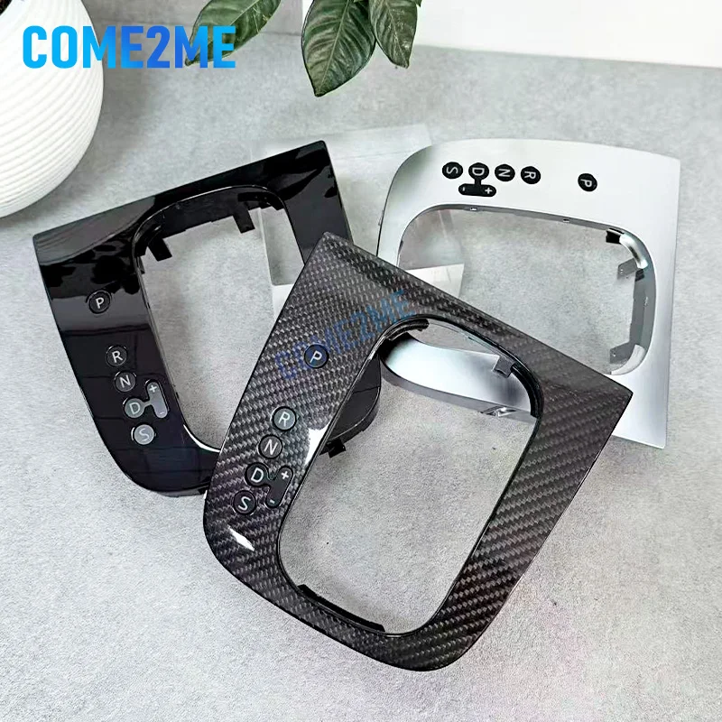 Shift lever display panel suitable for Volkswagen Golf 6 MK6 GTI GLI Scirocco, with black paint, silver, carbon fiber on the lef
Shift lever display panel suitable for Volkswagen Golf 6 MK6 GTI GLI Scirocco, with black paint, silver, carbon fiber on the lef