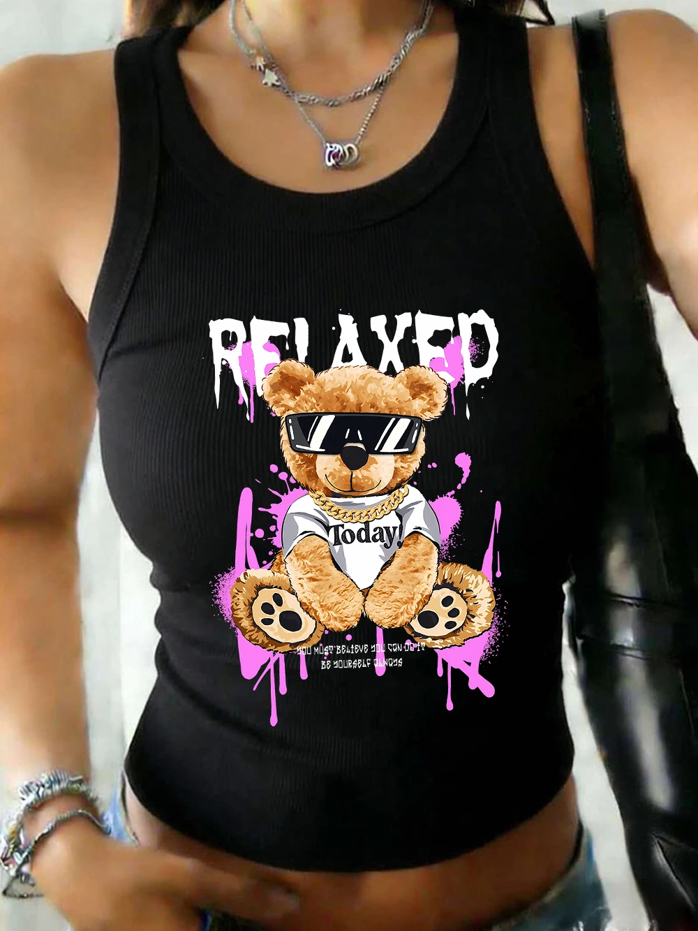 Женская летняя приталенная майка без рукавов с принтом медведя, повседневная, мягкая, с круглым вырезом, базовая, эластичная, хлопковая майка-топ
Женская летняя приталенная майка без рукавов с принтом медведя, повседневная, мягкая, с круглым вырезом, базовая, эластичная, хлопковая майка-топ