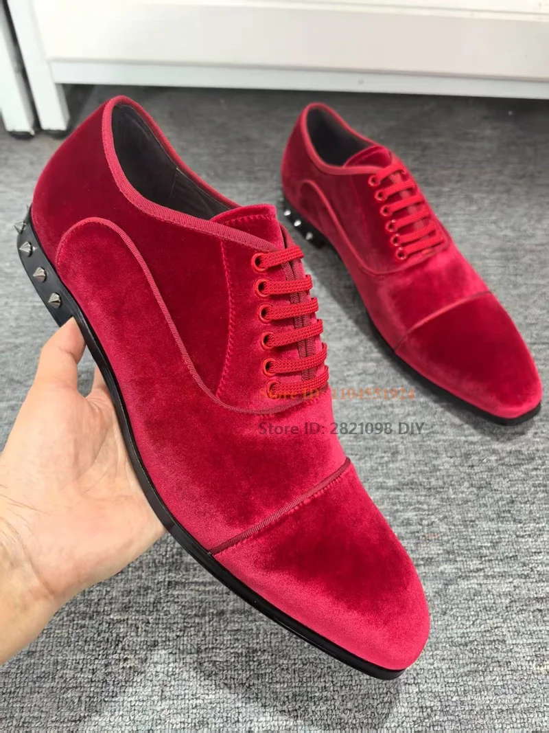 Mens Wine Red Velvet Leather Lace Up Business Dress Retro Gentleman Rivet Heeled Square Toe Formal Shoes Men High Quality Gifts
Mens Wine Red Velvet Leather Lace Up Business Dress Retro Gentleman Rivet Heeled Square Toe Formal Shoes Men High Quality Gifts