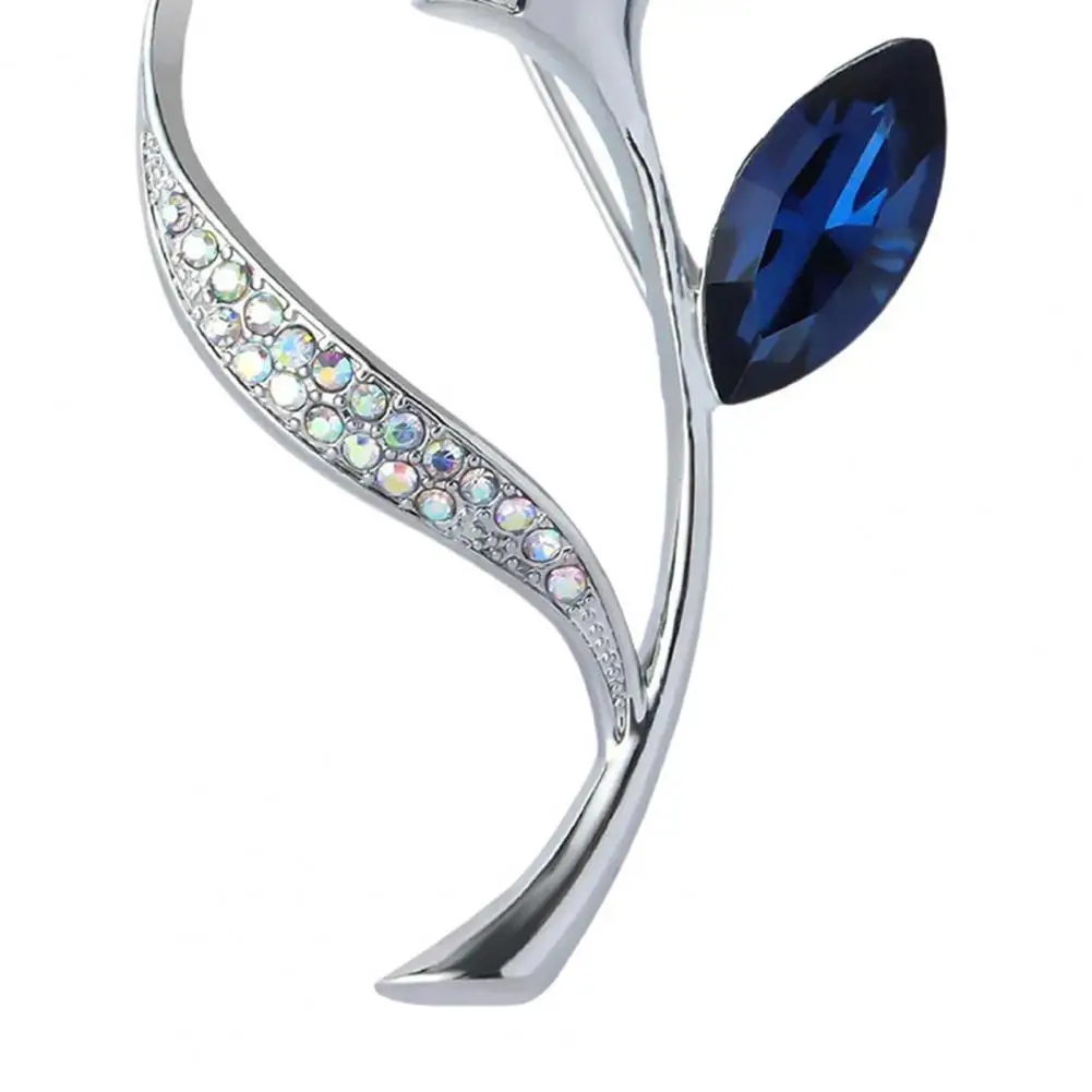 Women Alloy Brooch High-Gloss Rhinestone Inlay Sparkling Tulip Design Non-Slip Buckle Scarf Badge Clothing Bags Accessories
Women Alloy Brooch High-Gloss Rhinestone Inlay Sparkling Tulip Design Non-Slip Buckle Scarf Badge Clothing Bags Accessories