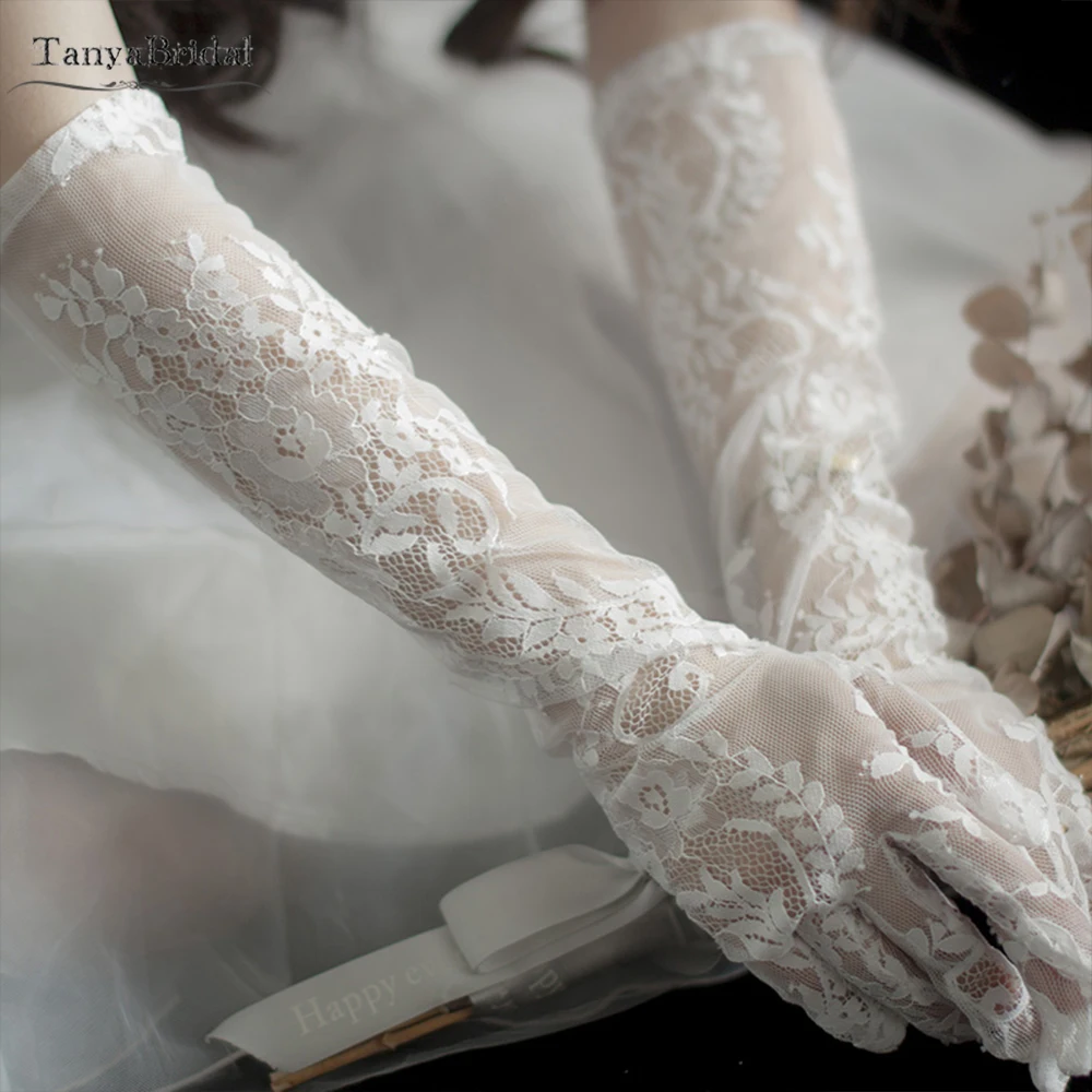 Soft Lace Long Wedding Glovs Sleeves Chic Boho Elegant Bridal Sleeves With Fingers DG095
Soft Lace Long Wedding Glovs Sleeves Chic Boho Elegant Bridal Sleeves With Fingers DG095