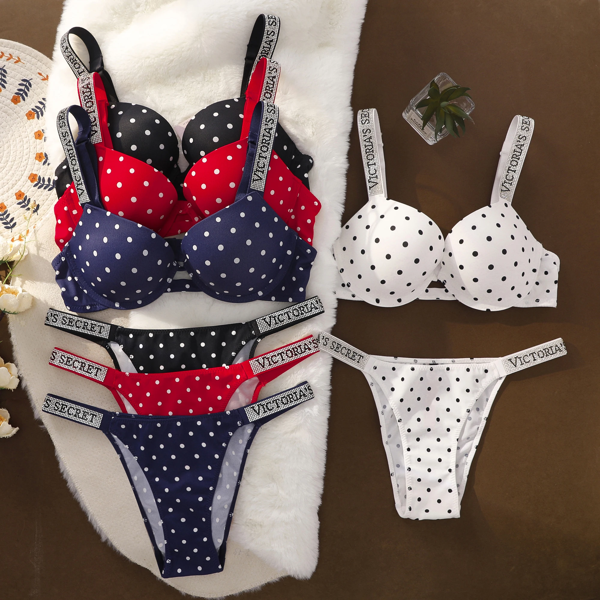 Victoria Secret Sexy Lingerie Sleepwear Plus Size Comfortable Luxury New Women Polka Dot Lace Push Up Bra And Panty Set
Victoria Secret Sexy Lingerie Sleepwear Plus Size Comfortable Luxury New Women Polka Dot Lace Push Up Bra And Panty Set