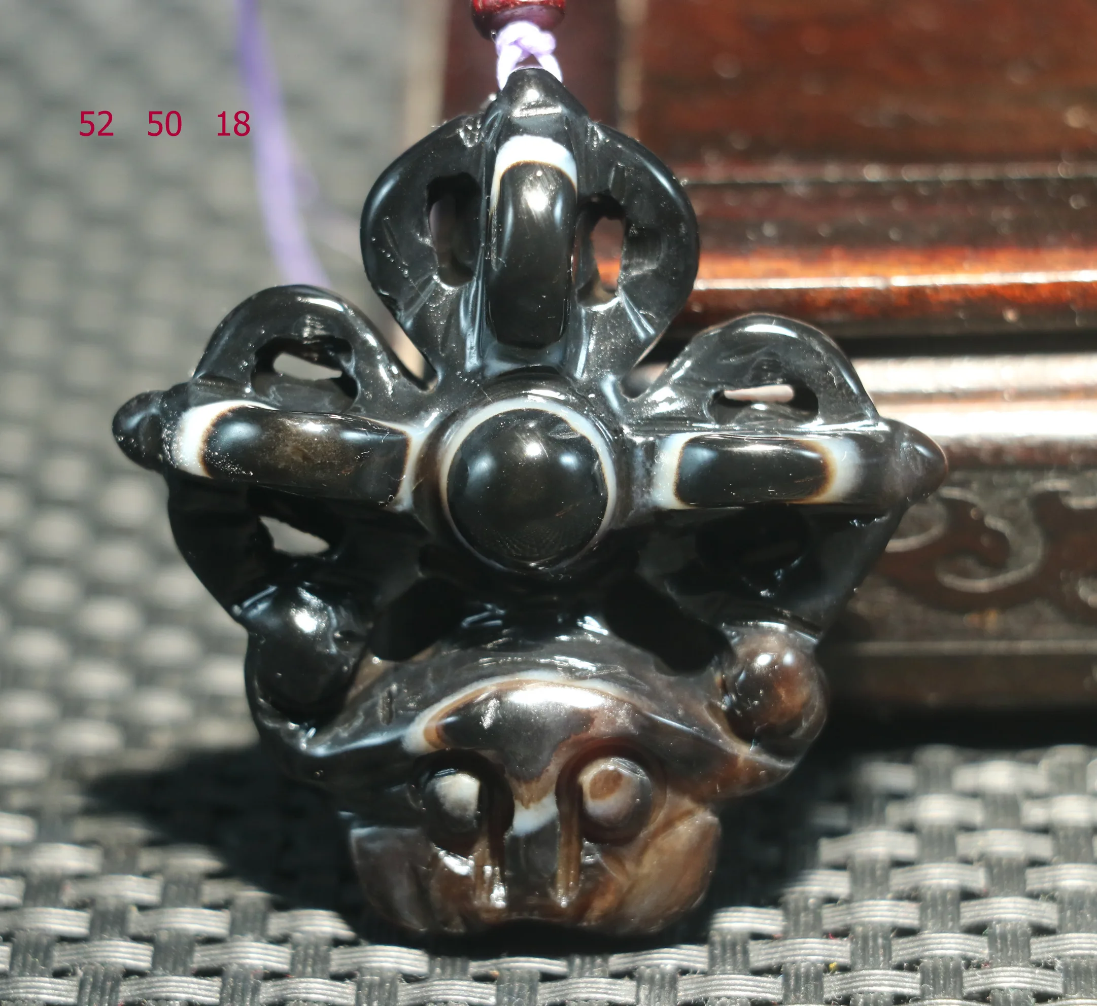 Big Treasure Talisman energy Tibetan Onyx Ox Head 3 Wands Vajor Dorje Faqi Sculptural Heaven Eyed Pendant Amulet Timestown
Big Treasure Talisman energy Tibetan Onyx Ox Head 3 Wands Vajor Dorje Faqi Sculptural Heaven Eyed Pendant Amulet Timestown