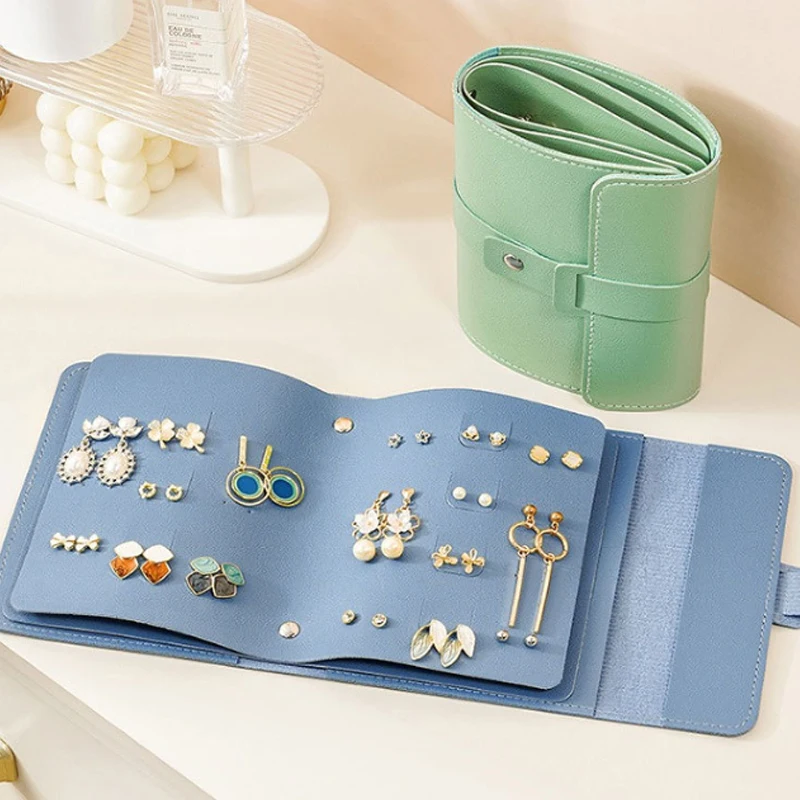 Women's PU Leather Solid Color Jewelry Storage Bag Large Capacity Portable Travel Earring Organizer Dust-proof Storage Book
Women's PU Leather Solid Color Jewelry Storage Bag Large Capacity Portable Travel Earring Organizer Dust-proof Storage Book