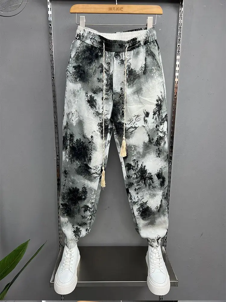 New Autumn Men Trendy Chinese Style Ice Silk Casual Quick-drying Breathable Loose Personalized Harem Pants Printing
New Autumn Men Trendy Chinese Style Ice Silk Casual Quick-drying Breathable Loose Personalized Harem Pants Printing