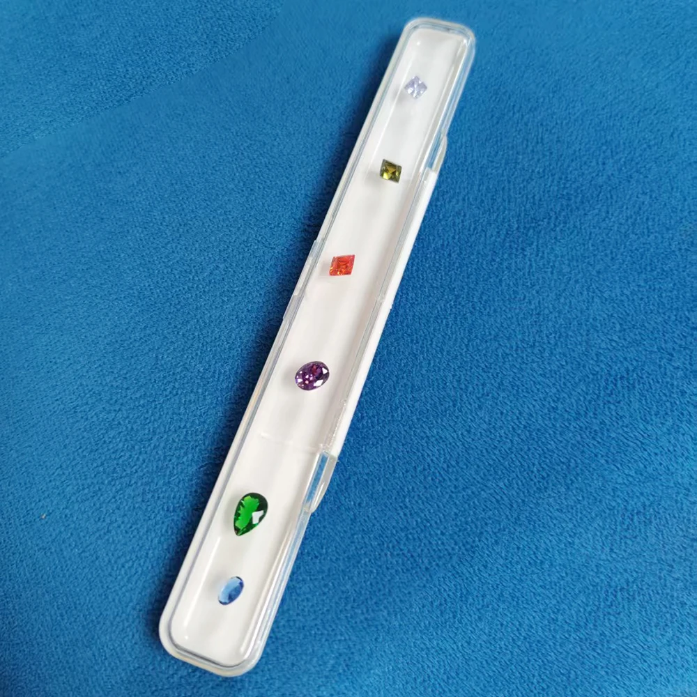 Long Gemstones Storage Box Stone Zircon Display Showcase Diamond Bracelete Design Box Gem Sticky Tray Transparent CVD GIA Box
Long Gemstones Storage Box Stone Zircon Display Showcase Diamond Bracelete Design Box Gem Sticky Tray Transparent CVD GIA Box