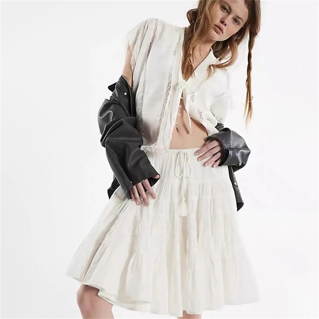 Bohemian White Belted Midi Skirt Spring Fashionable Cotton Blend Gathered Hemline for Young Women And Ladies
Bohemian White Belted Midi Skirt Spring Fashionable Cotton Blend Gathered Hemline for Young Women And Ladies