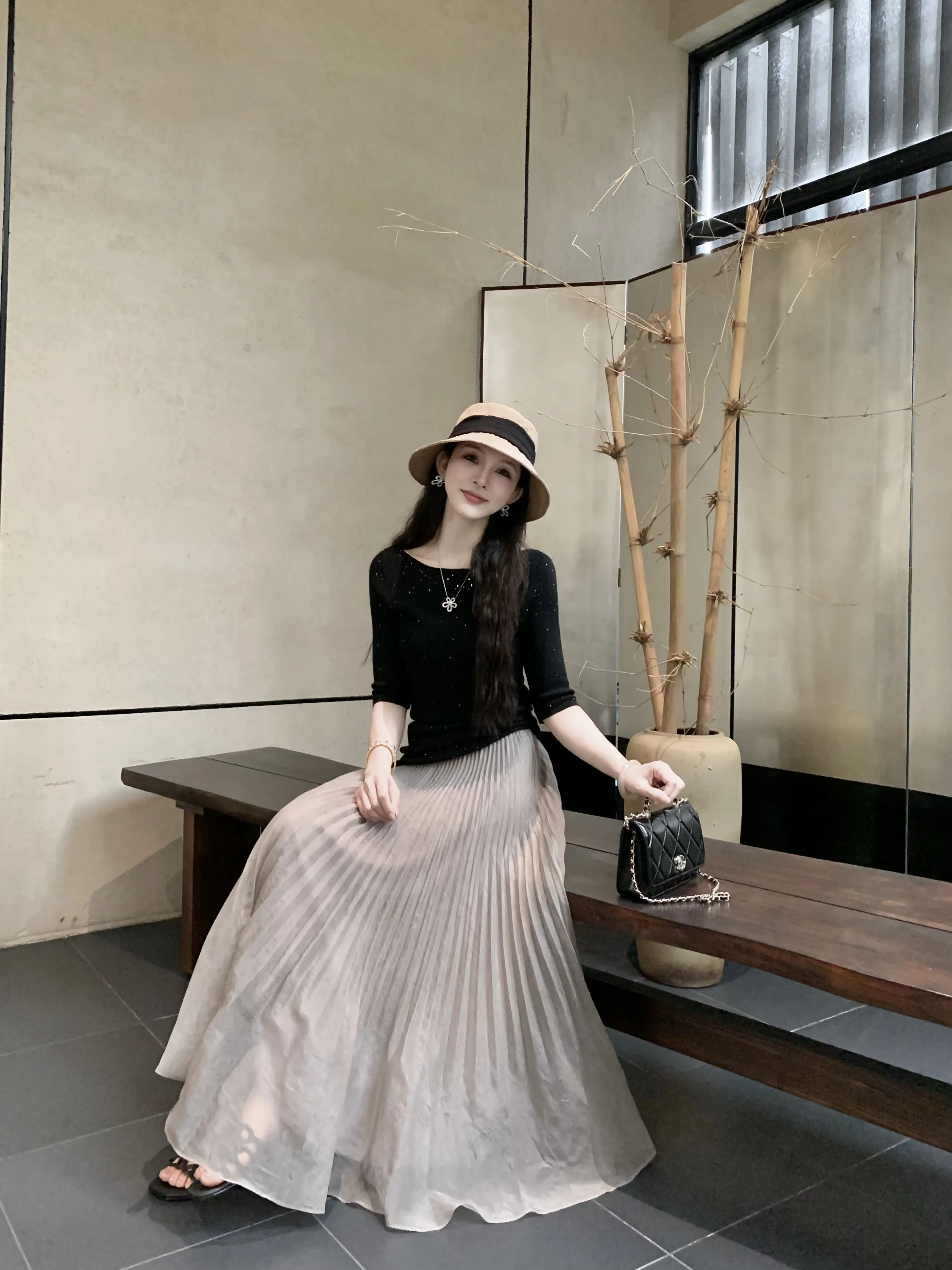 Slimming High Waist Pleated Skirt Women's A-Line Midi Skirt Casual Korean Style Rigid Fabric Leisure Scenarios YY5745
Slimming High Waist Pleated Skirt Women's A-Line Midi Skirt Casual Korean Style Rigid Fabric Leisure Scenarios YY5745