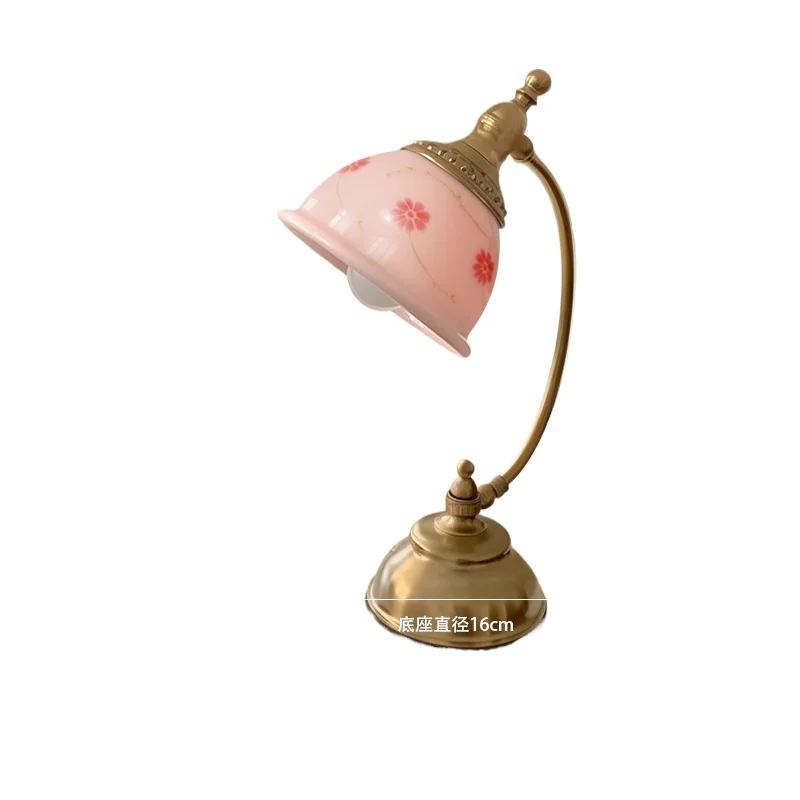 French retro bedside table lamp cream powder flower bedroom study American atmosphere lamp
French retro bedside table lamp cream powder flower bedroom study American atmosphere lamp