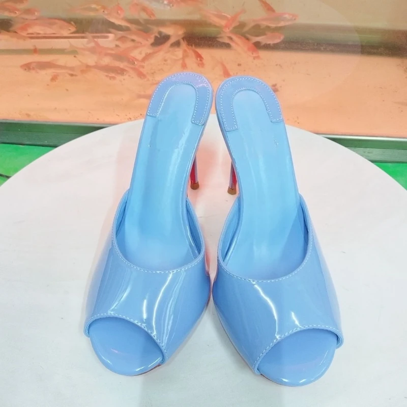 New Fashionable and Comfortable High-heeled Thin-heeled Round-headed Women's Slippers
New Fashionable and Comfortable High-heeled Thin-heeled Round-headed Women's Slippers