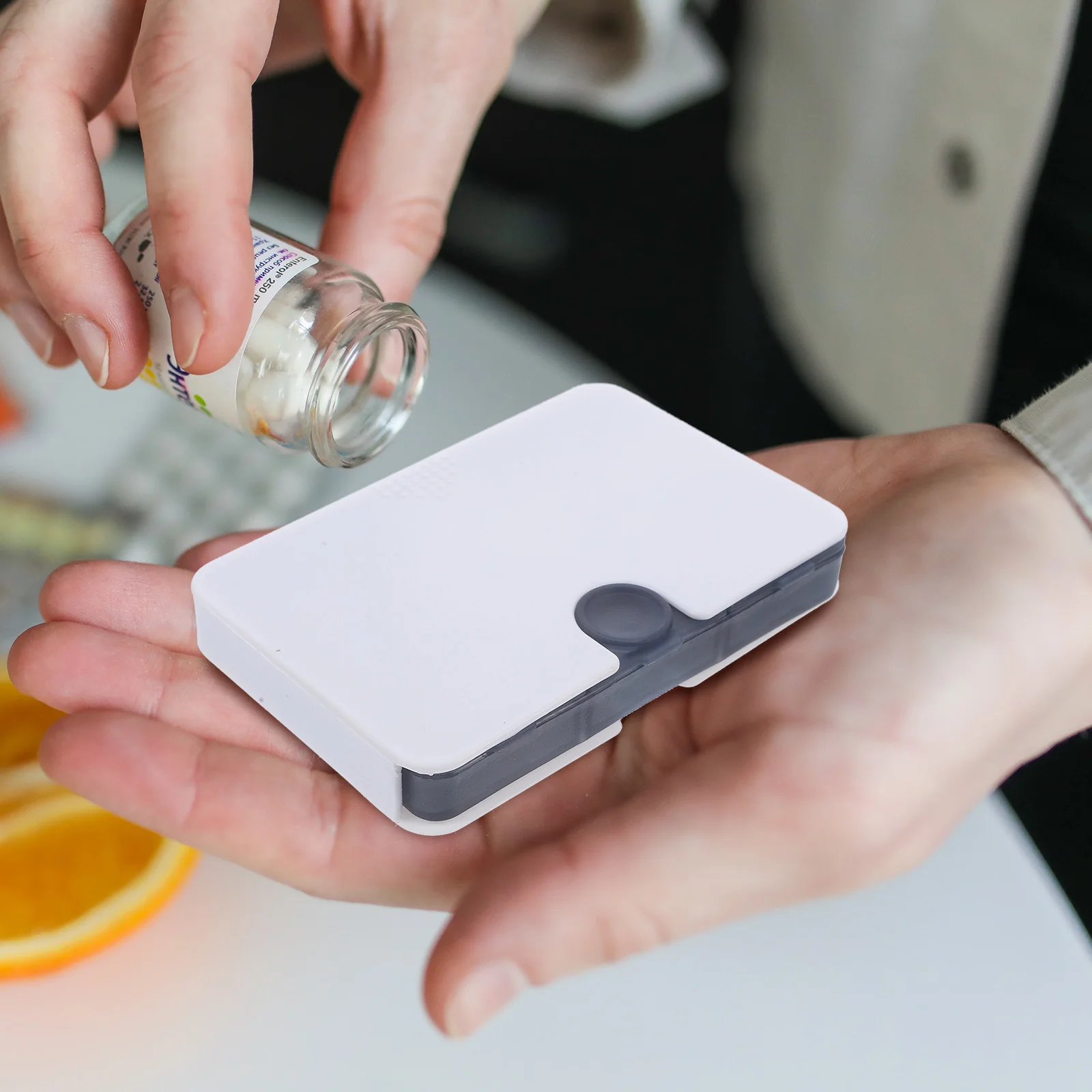 3 Pcs Portable Pill Box Mini 6 Compartments Travel Medicine Storage ganizer Case Blue White Khaki Daily Use Health Care Small
3 Pcs Portable Pill Box Mini 6 Compartments Travel Medicine Storage ganizer Case Blue White Khaki Daily Use Health Care Small