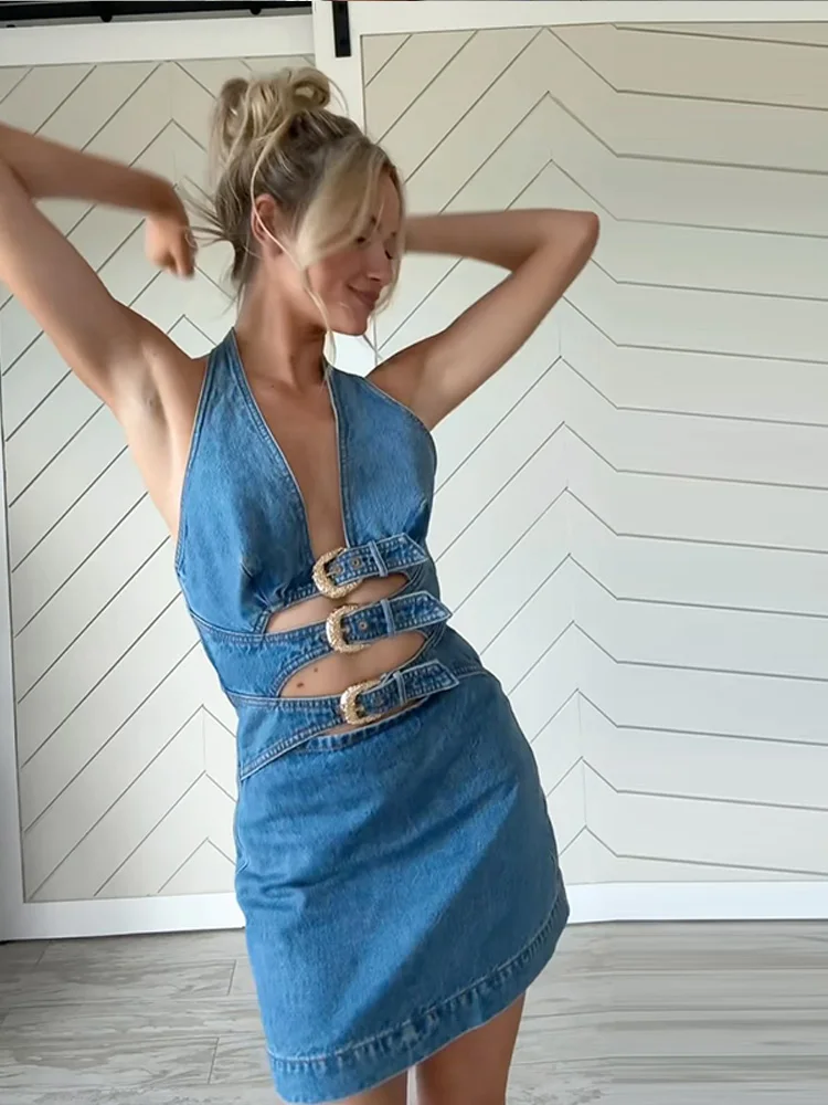 Denim Deep V Halter Dress Hollow Out Belt Design Waist Cinched Slim Fit Sleeveless Sexy Fashion Cowboy Women Vest Short Dresses
Denim Deep V Halter Dress Hollow Out Belt Design Waist Cinched Slim Fit Sleeveless Sexy Fashion Cowboy Women Vest Short Dresses