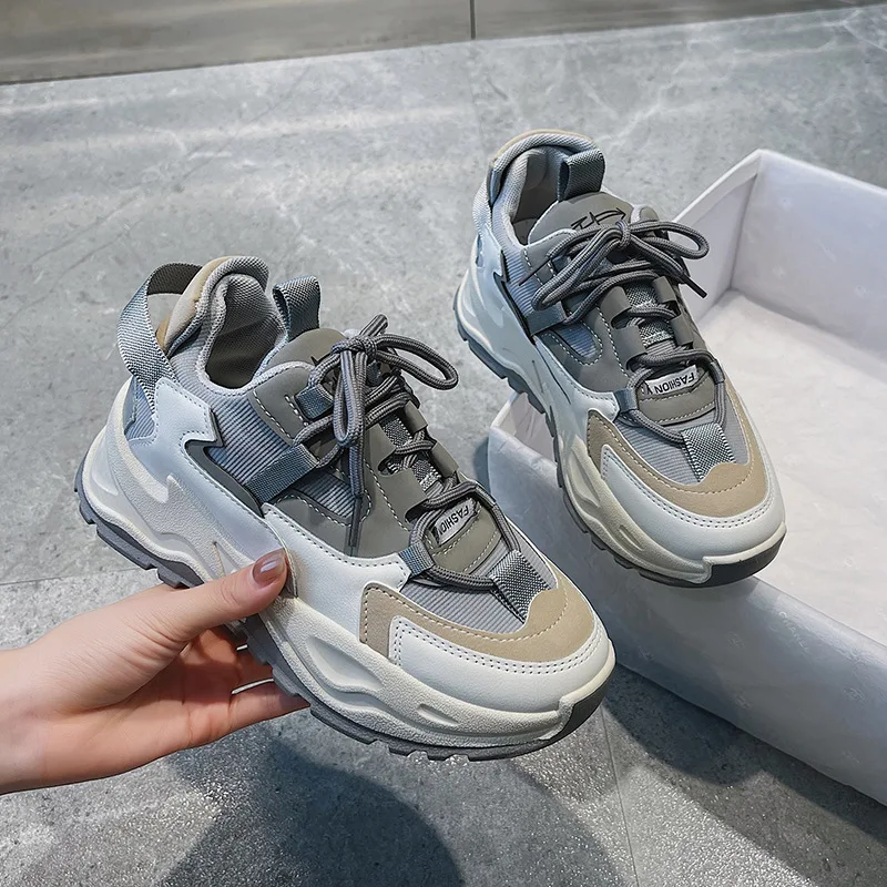 Women's Thick Sole Sneakers Women's 2022 New Fashion Thick Sole Lace Up Breathable Women's Vulcanized Non-Slip Walking Shoes
Women's Thick Sole Sneakers Women's 2022 New Fashion Thick Sole Lace Up Breathable Women's Vulcanized Non-Slip Walking Shoes
