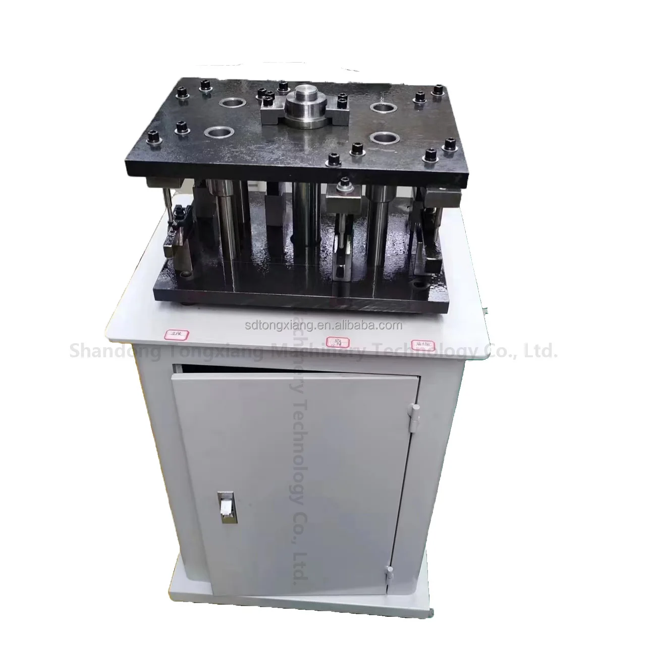 Factory aluminum profile press hydraulic punch die products
Factory aluminum profile press hydraulic punch die products